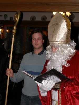 Wolfi Huber wurde die große Ehre zuteil, den Hirtenstab zu halten. Wolfi Huber wurde die große Ehre zuteil, den Hirtenstab zu halten.