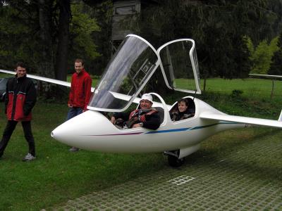 Anderl Bucher und Wolfgang Huber in der ASH-25